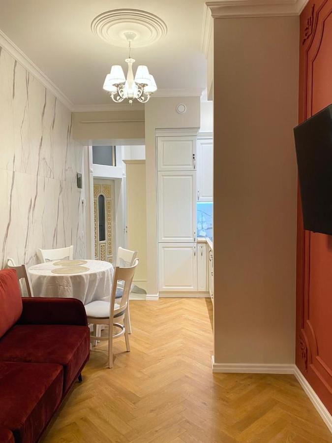 Grand De Luxe Residence Львов Экстерьер фото