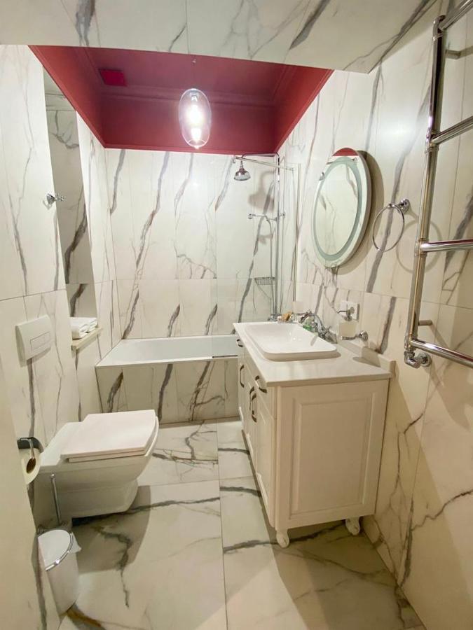 Grand De Luxe Residence Львов Экстерьер фото
